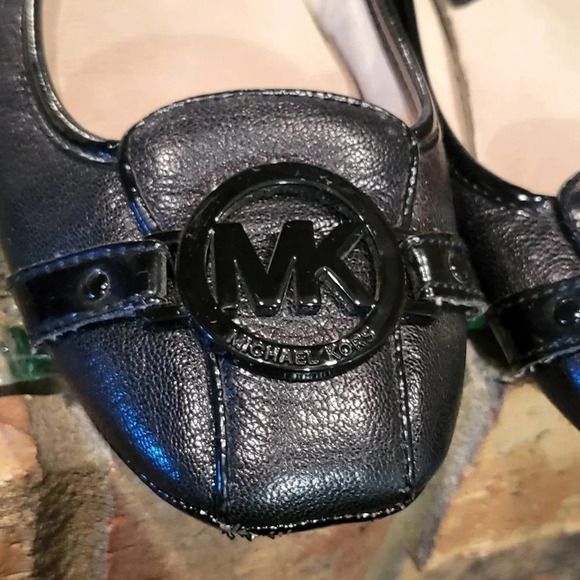 MICHAEL Kors MK "Fulton" Black Leather w/Metal Logo Driving Moc Sz 7.5 - Picture 2 of 12